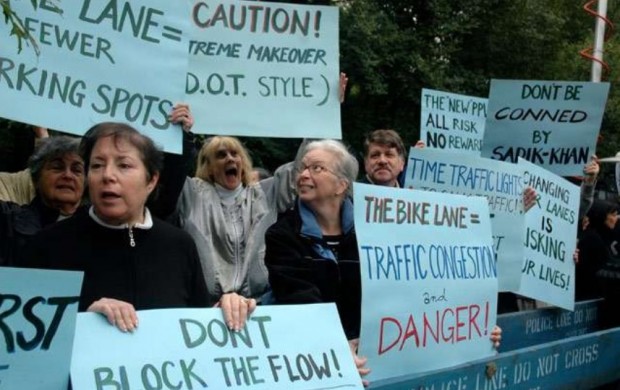 Protesto contra ciclovia no Brooklin